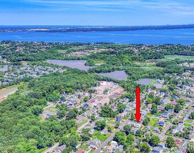16 Gordon Street - Photo Thumbnail 43