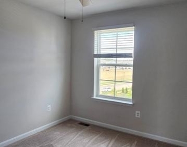 18 Telluride Way - Photo Thumbnail 10