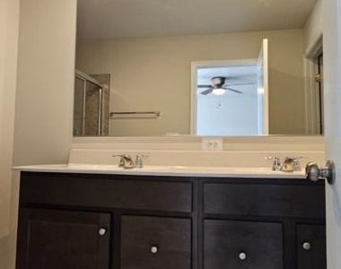 18 Telluride Way - Photo Thumbnail 9