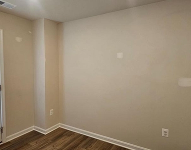18 Telluride Way - Photo Thumbnail 15