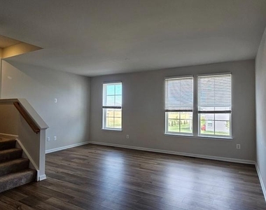 18 Telluride Way - Photo Thumbnail 5