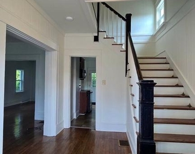120 W Whitlock Avenue - Photo Thumbnail 2