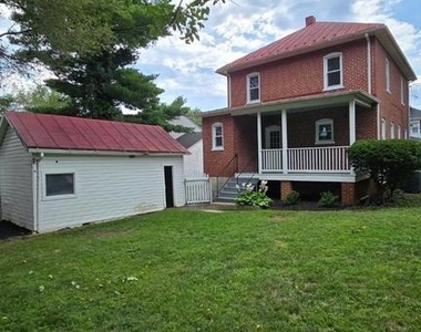 120 W Whitlock Avenue - Photo Thumbnail 1