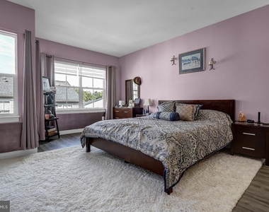 213 Shamrock Drive - Photo Thumbnail 14