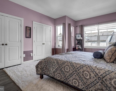 213 Shamrock Drive - Photo Thumbnail 12