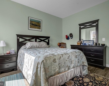213 Shamrock Drive - Photo Thumbnail 21