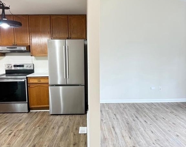 5703 Westchester Lane - Photo Thumbnail 2