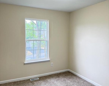 5703 Westchester Lane - Photo Thumbnail 22