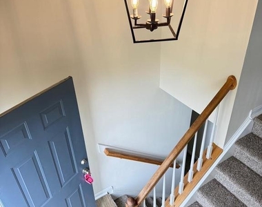 5703 Westchester Lane - Photo Thumbnail 7
