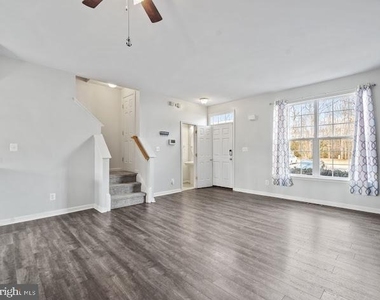 4252 Normandy Court - Photo Thumbnail 5