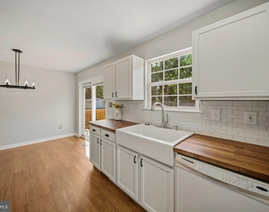 5718 Lucas Street - Photo Thumbnail 18