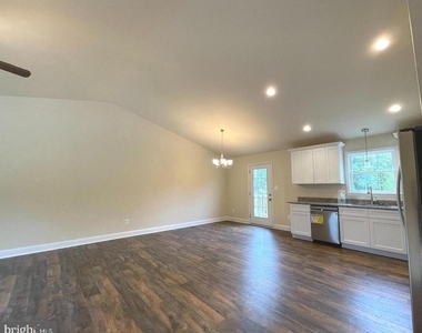 8112 Leland - Photo Thumbnail 3