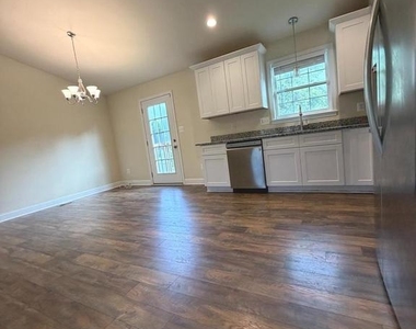 8112 Leland - Photo Thumbnail 1