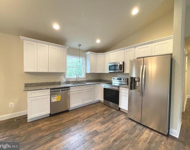 8112 Leland - Photo Thumbnail 5