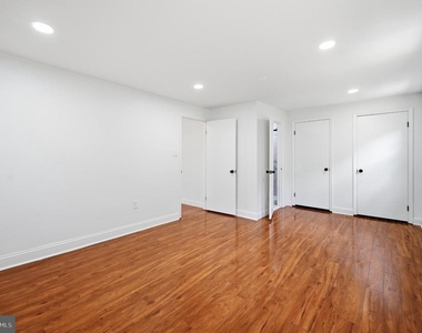 1214 Fox Run Place - Photo Thumbnail 20