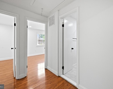 1214 Fox Run Place - Photo Thumbnail 18