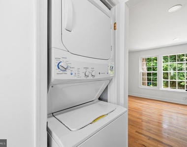 1214 Fox Run Place - Photo Thumbnail 27