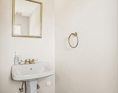 2816 Brier Pond Circle - Photo Thumbnail 11
