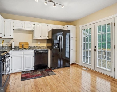 2816 Brier Pond Circle - Photo Thumbnail 16