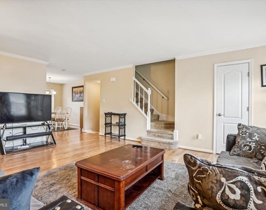 2816 Brier Pond Circle - Photo Thumbnail 2