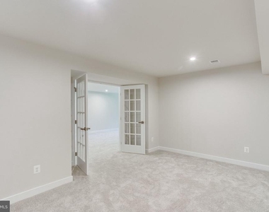 2183 Hemlock Bay Road - Photo Thumbnail 34