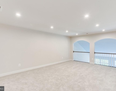 2183 Hemlock Bay Road - Photo Thumbnail 17