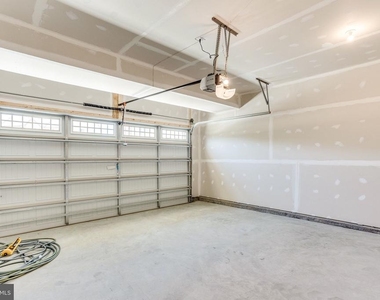 2183 Hemlock Bay Road - Photo Thumbnail 15