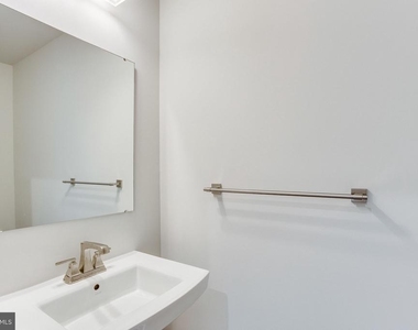 2183 Hemlock Bay Road - Photo Thumbnail 13