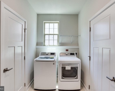 2183 Hemlock Bay Road - Photo Thumbnail 14