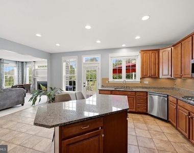 21054 Hooded Crow Drive - Photo Thumbnail 30