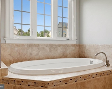 21054 Hooded Crow Drive - Photo Thumbnail 39