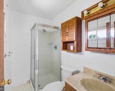 1100 N Sterling Boulevard - Photo Thumbnail 22