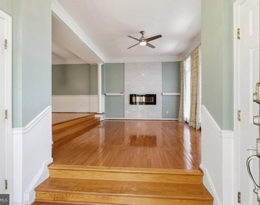 24699 Siltstone Square - Photo Thumbnail 2