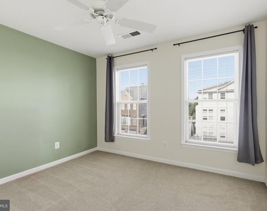 24699 Siltstone Square - Photo Thumbnail 14