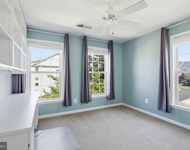 24699 Siltstone Square - Photo Thumbnail 15
