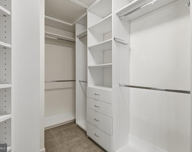 24699 Siltstone Square - Photo Thumbnail 13