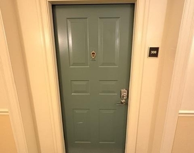 12919 Alton Square - Photo Thumbnail 5