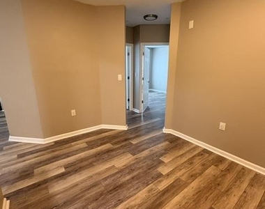 12919 Alton Square - Photo Thumbnail 13