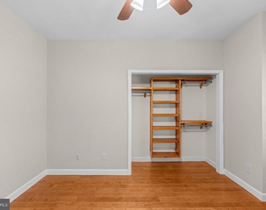 1701 Lake Shore Crest Drive - Photo Thumbnail 20