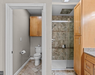 1701 Lake Shore Crest Drive - Photo Thumbnail 14
