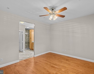 1701 Lake Shore Crest Drive - Photo Thumbnail 11