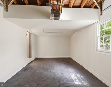 7215 Willow Oak Place - Photo Thumbnail 46