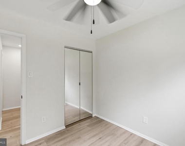 7215 Willow Oak Place - Photo Thumbnail 30