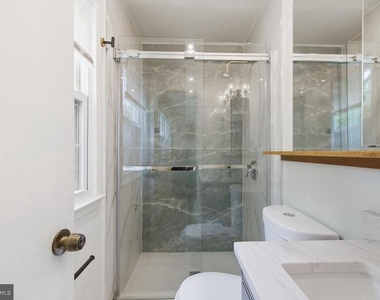 7215 Willow Oak Place - Photo Thumbnail 24