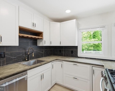7215 Willow Oak Place - Photo Thumbnail 18