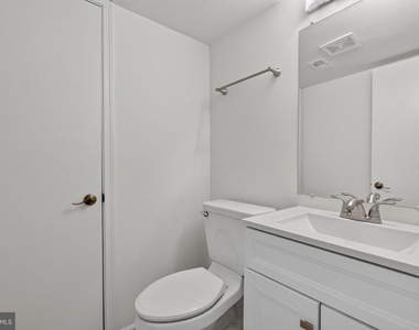 1703 Westwind Way - Photo Thumbnail 10