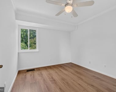 1703 Westwind Way - Photo Thumbnail 23
