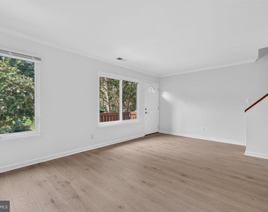 1703 Westwind Way - Photo Thumbnail 9