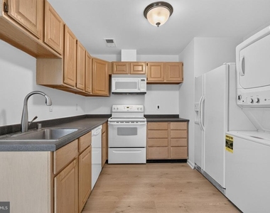 1703 Westwind Way - Photo Thumbnail 15