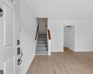 1703 Westwind Way - Photo Thumbnail 5